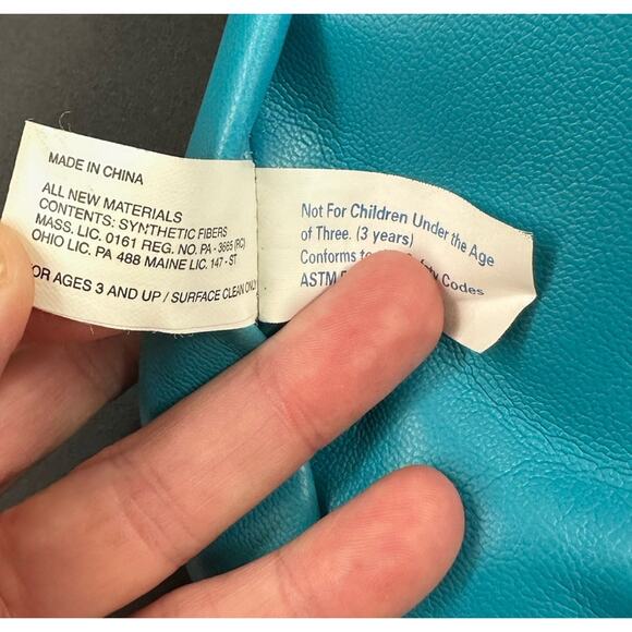 Vintage Gremlins Gizmo Easter Egg Lily 2001 Nanco RARE - Picture 7 of 7